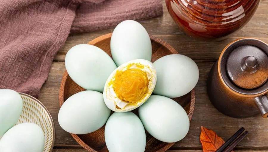 腌咸鴨蛋
