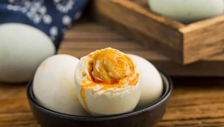 腌咸鴨蛋